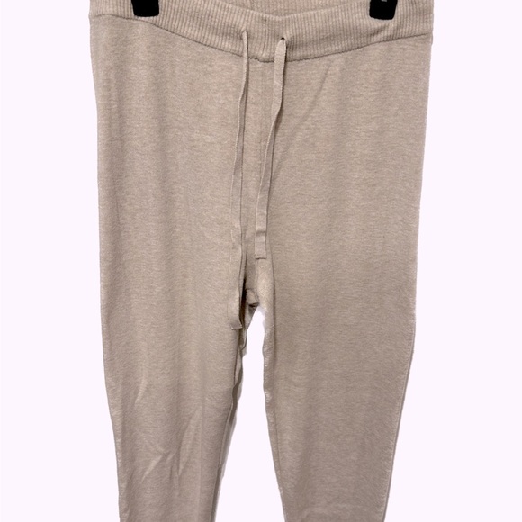 H&M Light Beige Knit Joggers Size Small - Picture 3 of 3